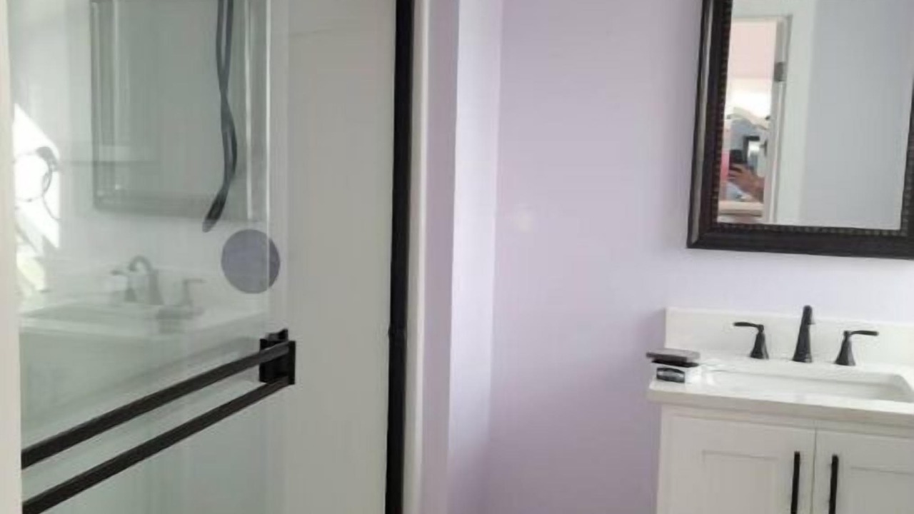 Photo of Bathroom in De Funiak Springs
