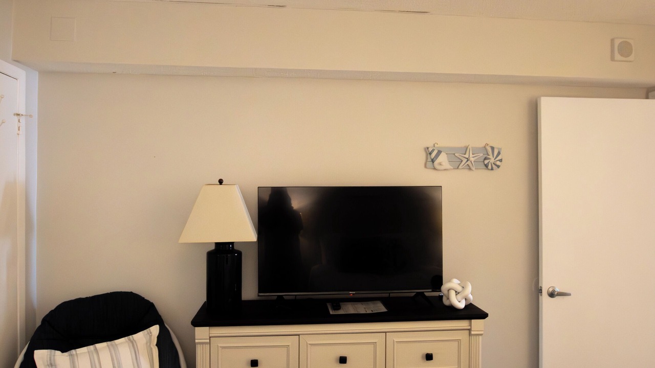Photo of Bedroom in Crescent Beach