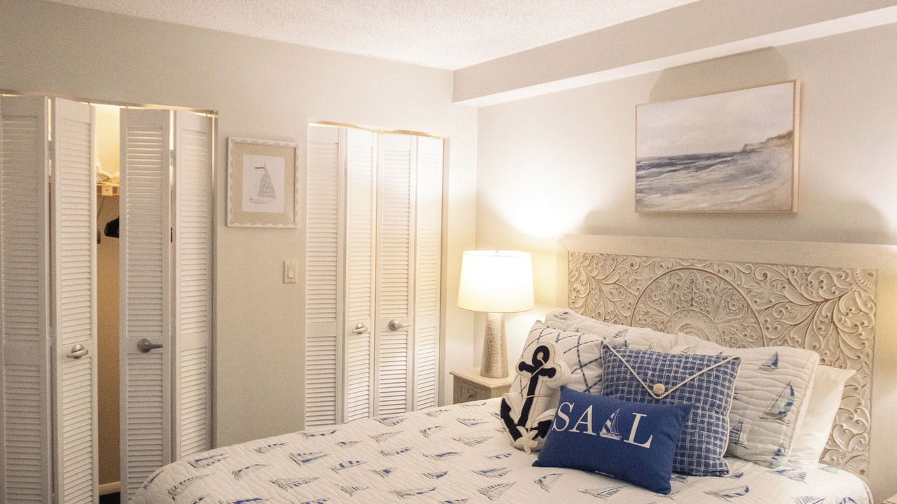 Photo of Bedroom in Crescent Beach