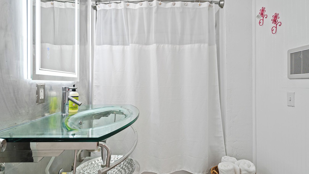 Photo of Bathroom in Mango Groves