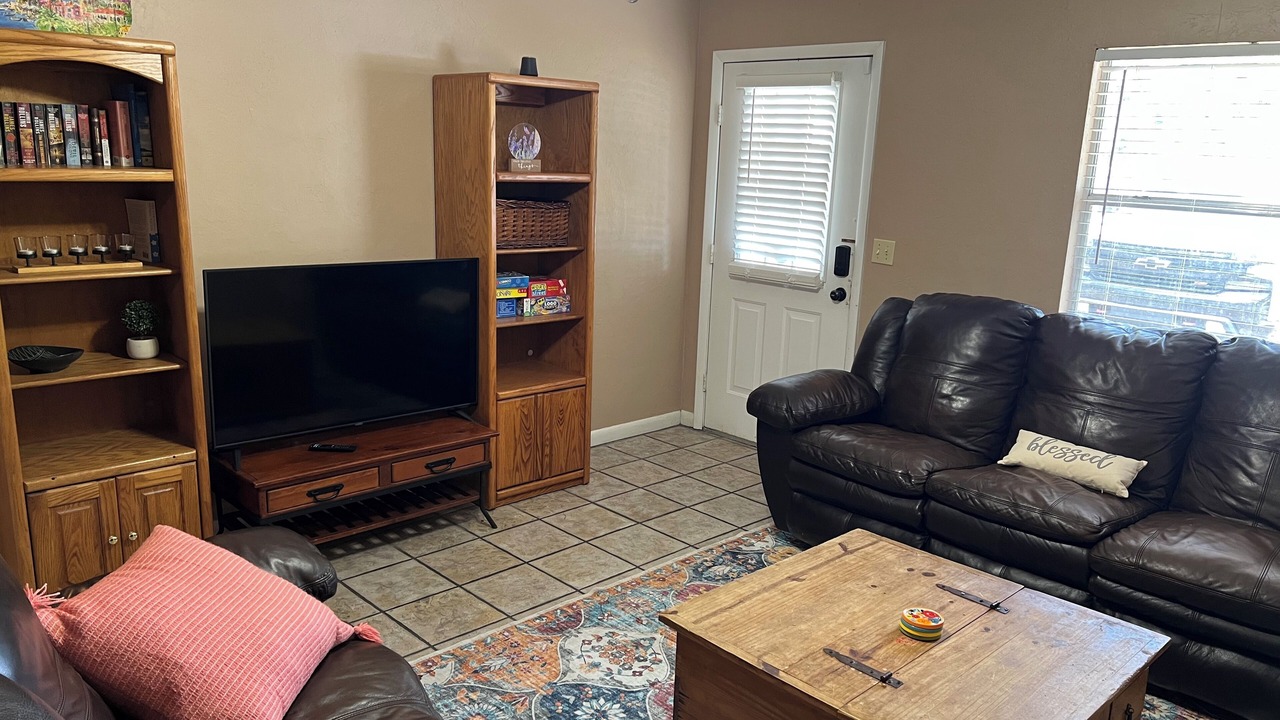 Photo of Livingroom in Chiefland