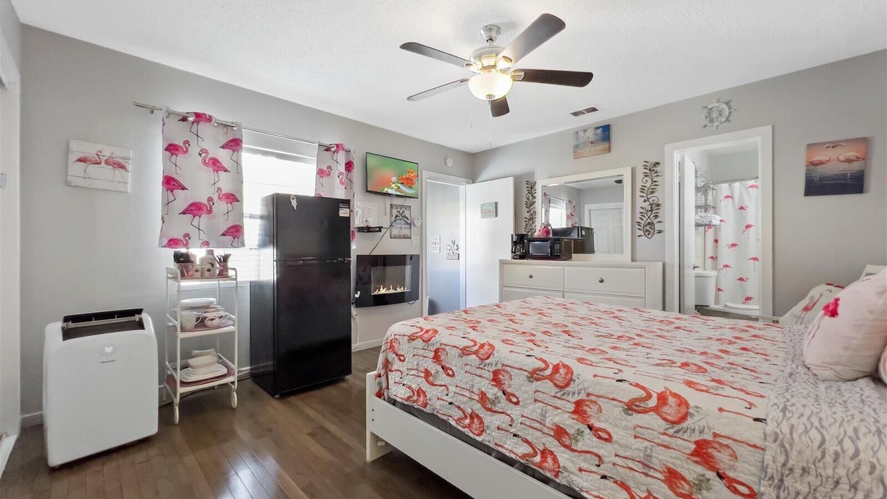Photo of Bedroom in United Central