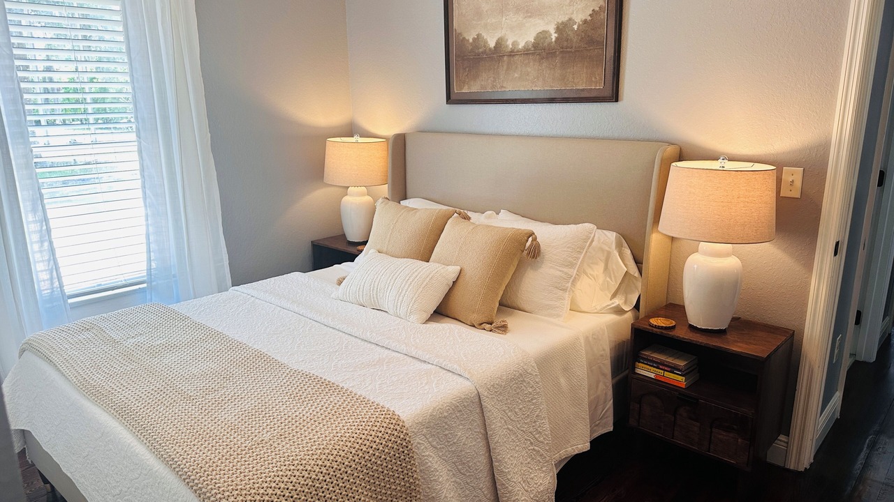 Photo of Bedroom in Historic District