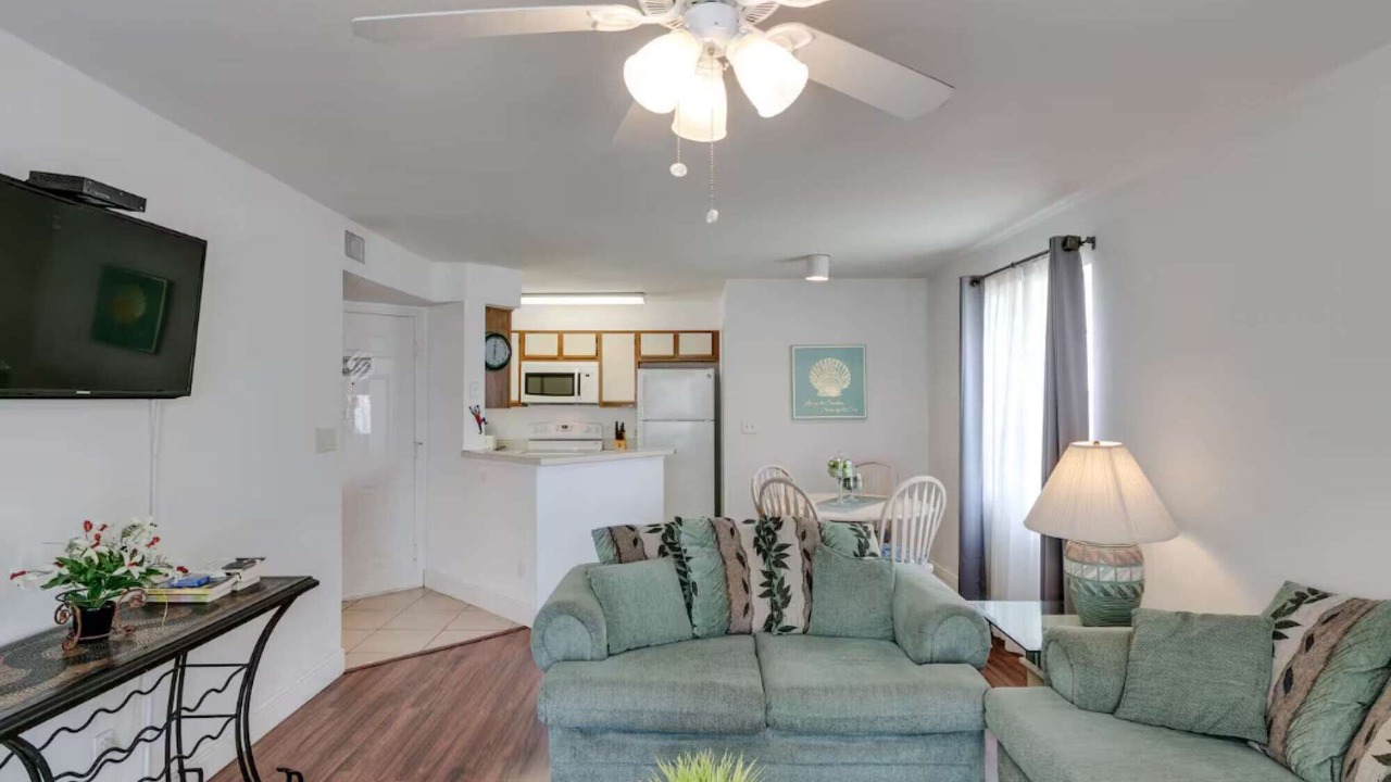Photo of Livingroom in Ocean Side Village