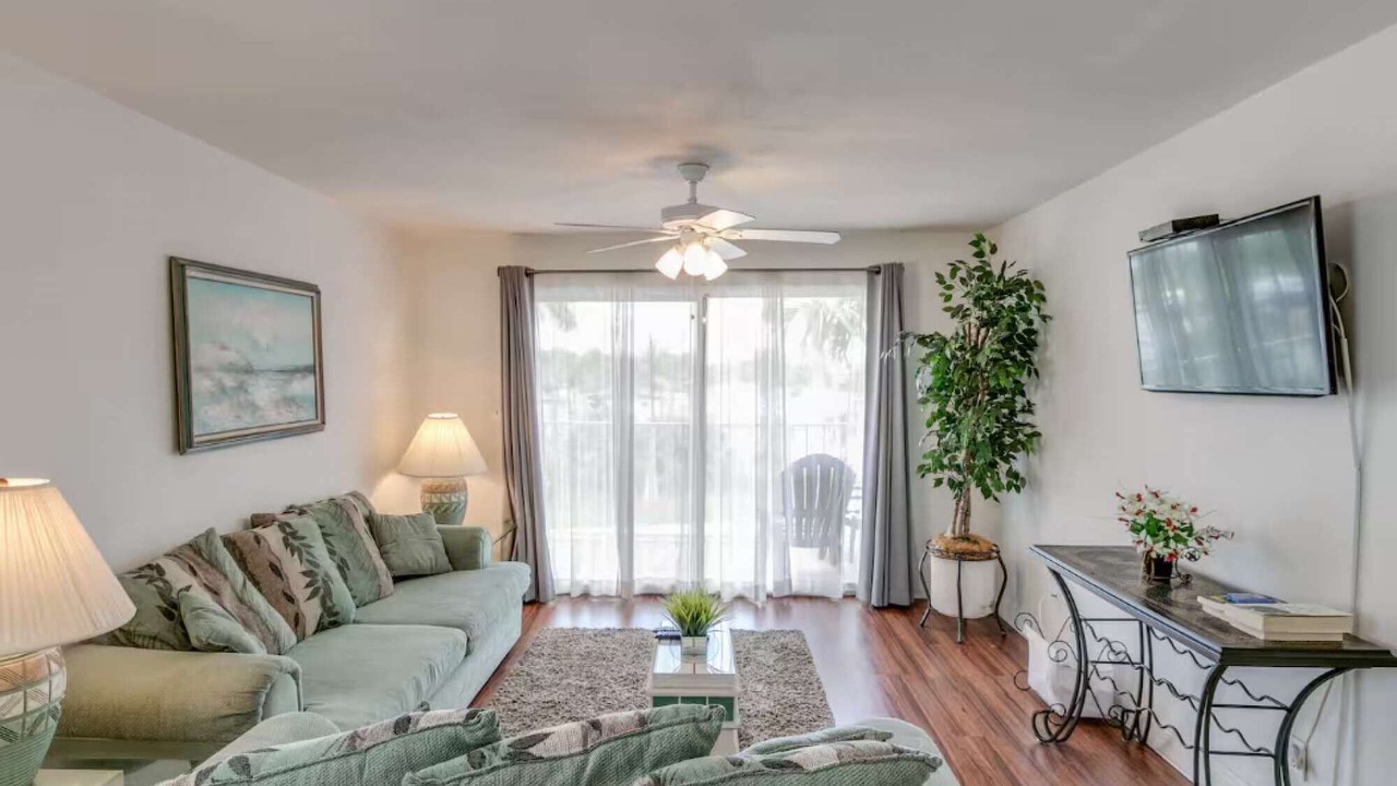 Photo of Livingroom in Ocean Side Village
