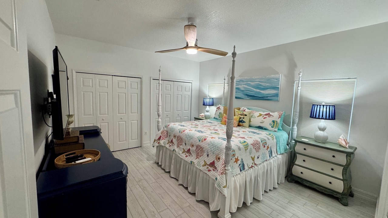 Photo of Bedroom in Rotonda Lakes