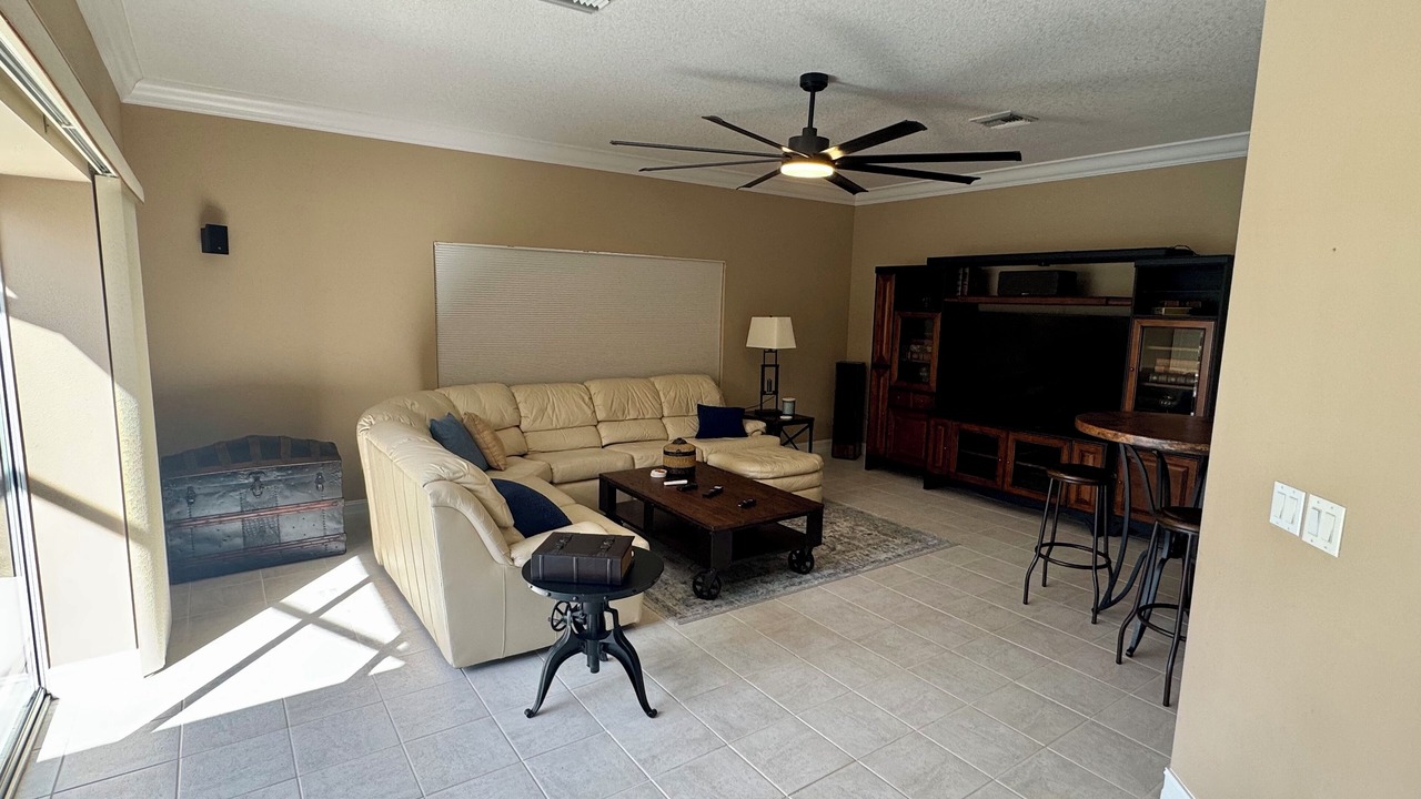 Photo of Livingroom in Rotonda Lakes