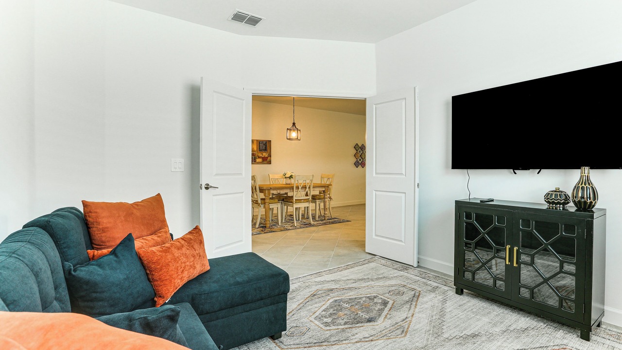 Photo of Livingroom in Lehigh Acres