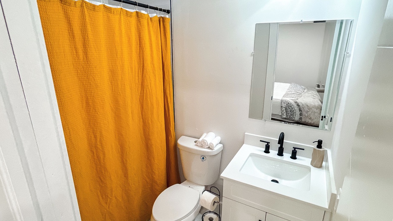 Photo of Bathroom in West Little Havana
