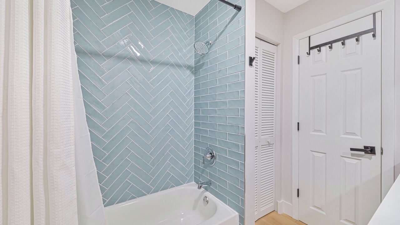 Photo of Bathroom in Palm River Estates