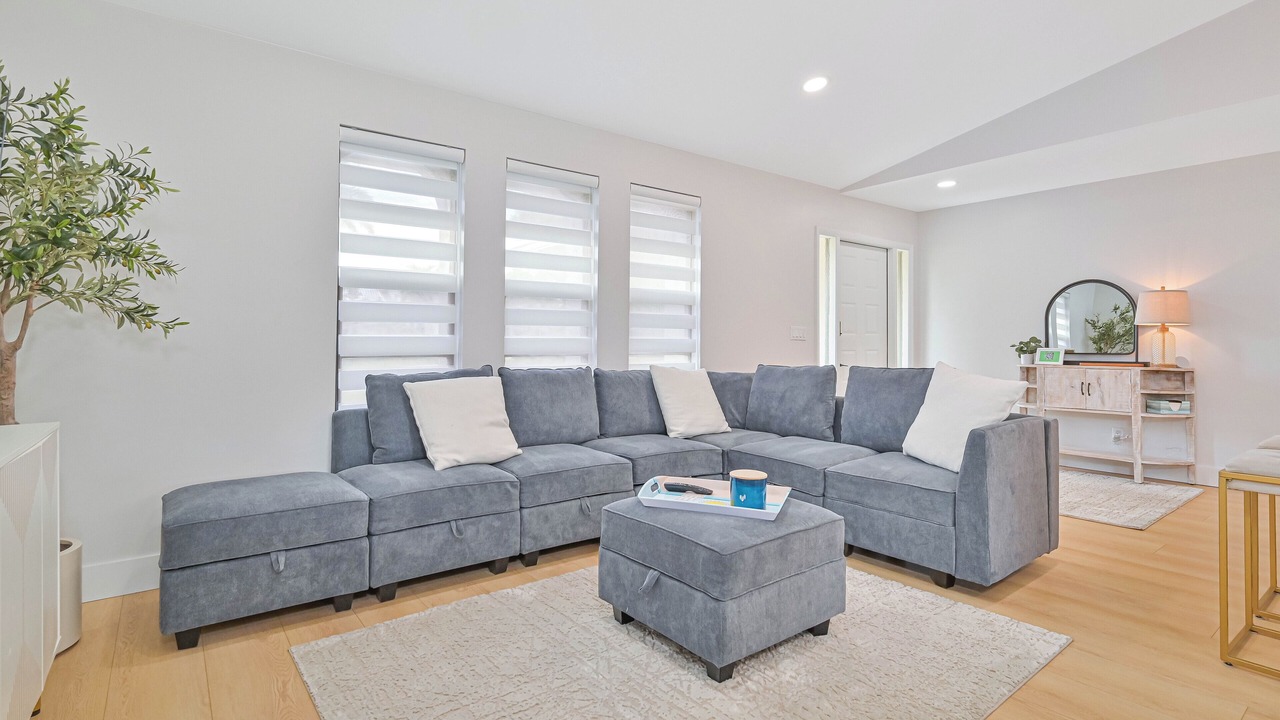 Photo of Bedroom in Palm River Estates