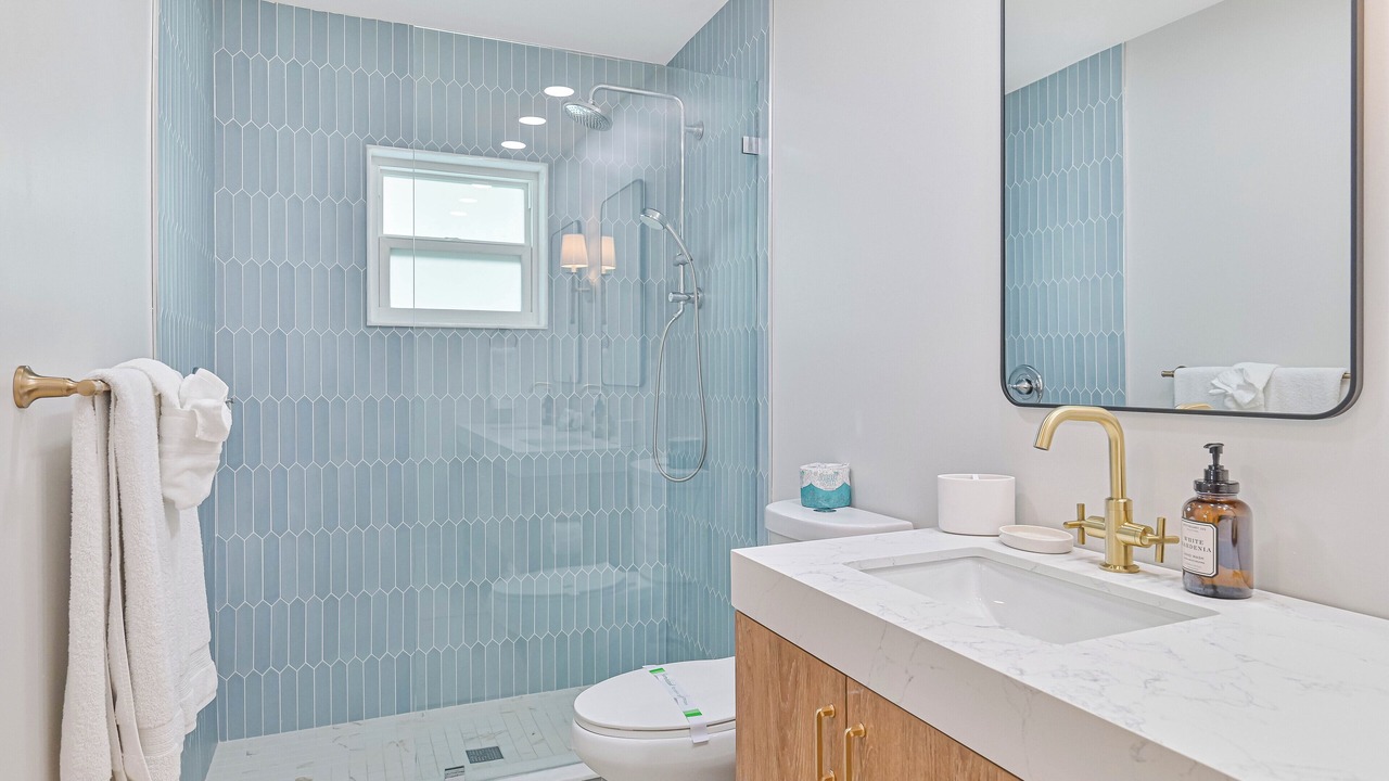 Photo of Bathroom in Palm River Estates