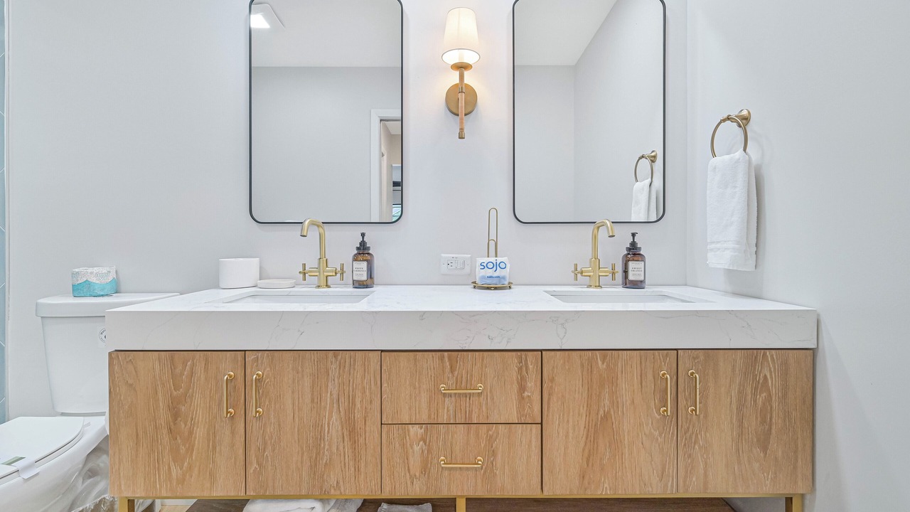 Photo of Bathroom in Palm River Estates