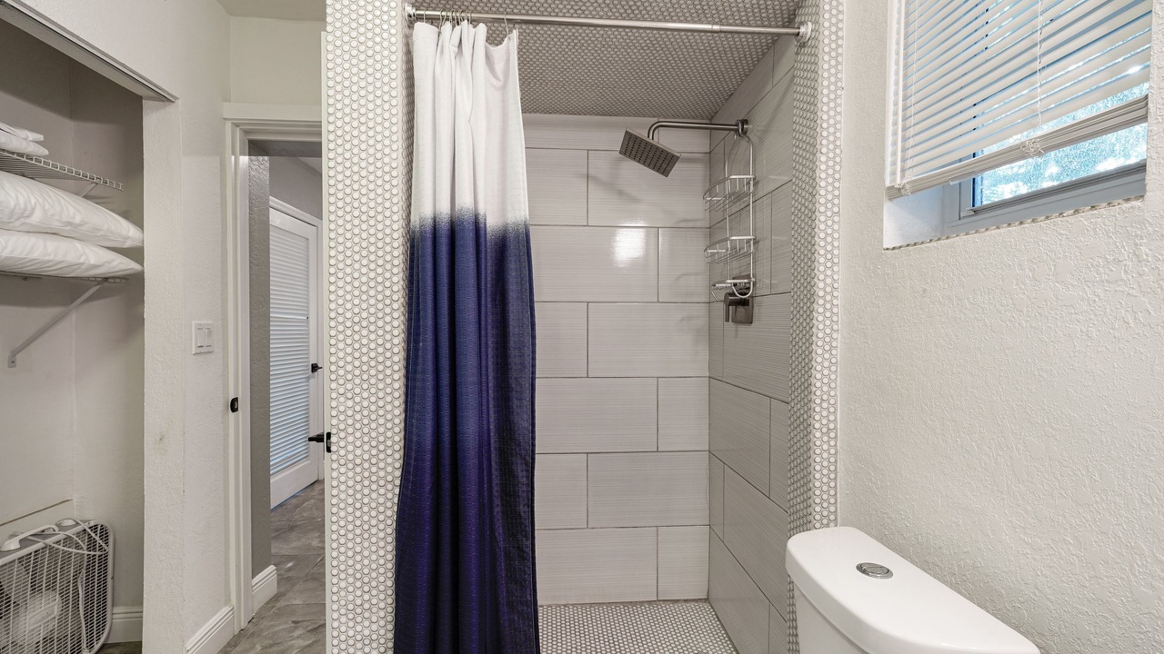 Photo of Bathroom in Royal Poinciana