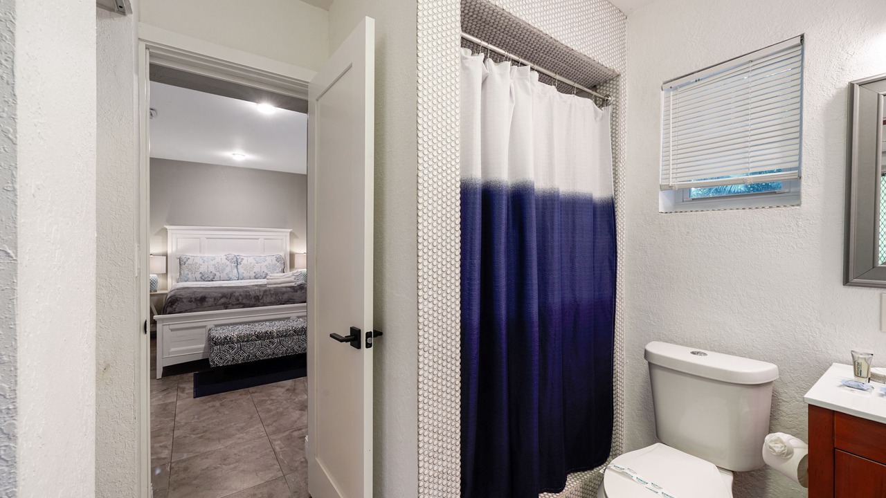 Photo of Bathroom in Royal Poinciana