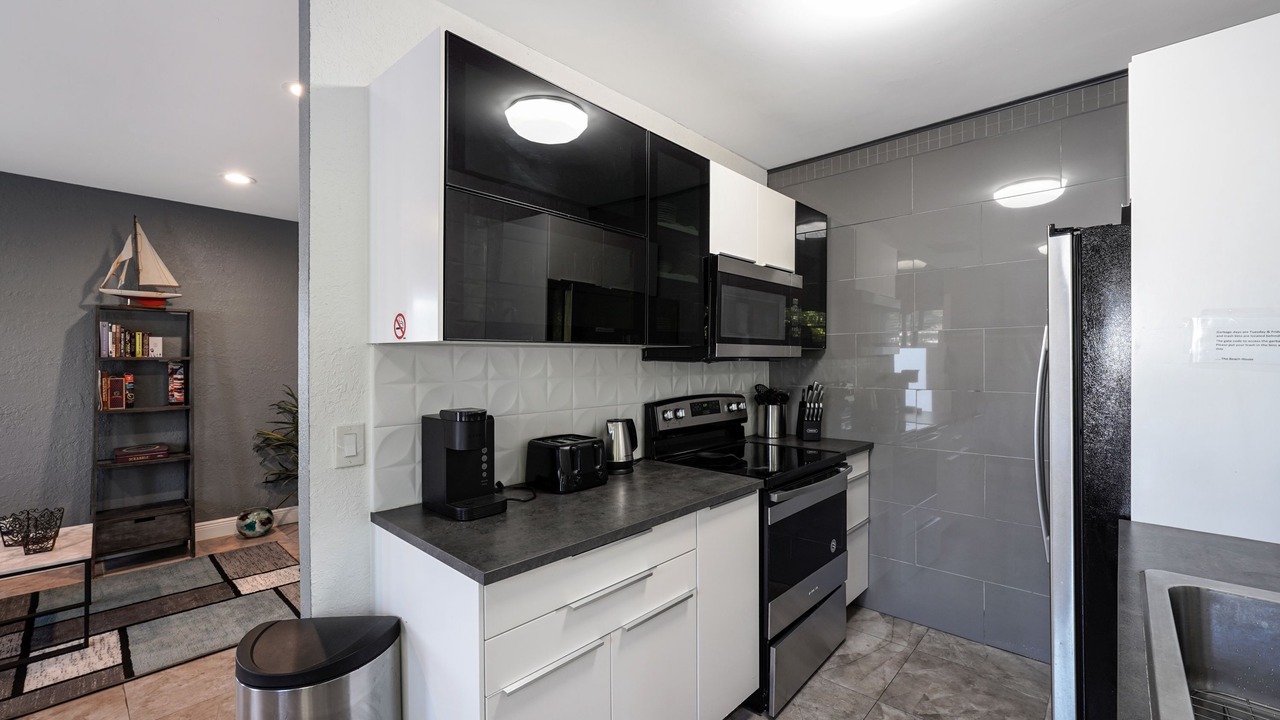 Photo of Kitchen in Royal Poinciana