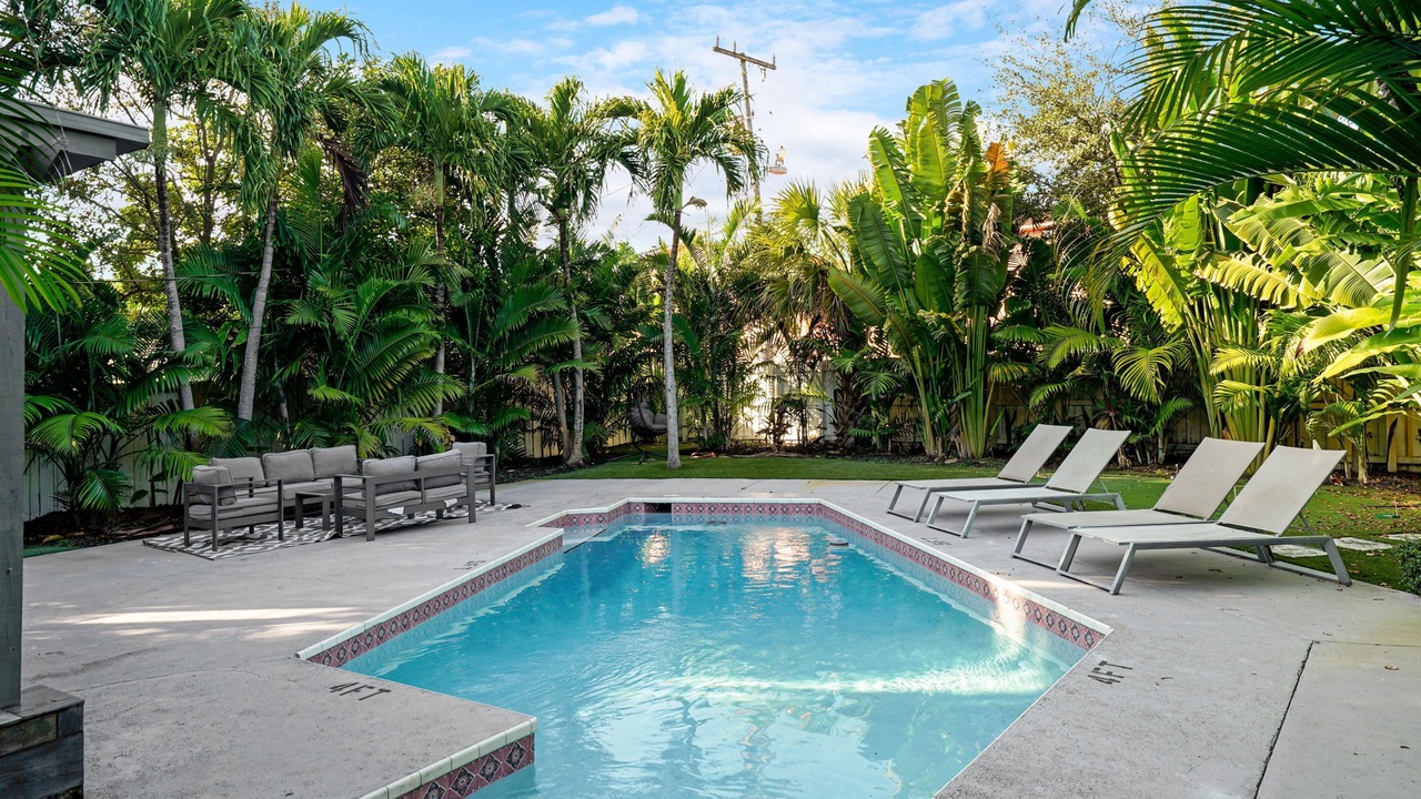 Photo of Outdoor in Royal Poinciana