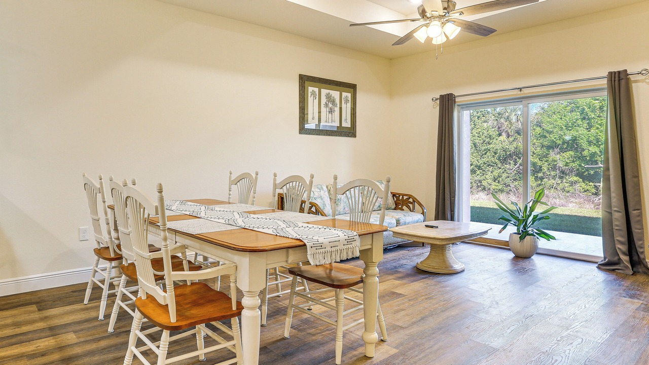 Photo of Livingroom in Lehigh Acres