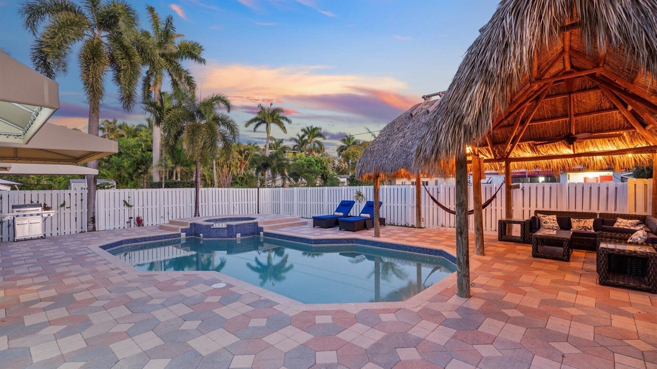 Photo of Outdoor in Royal Poinciana