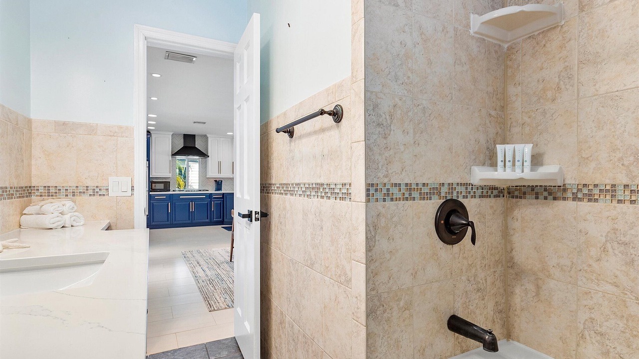 Photo of Bathroom in Royal Poinciana