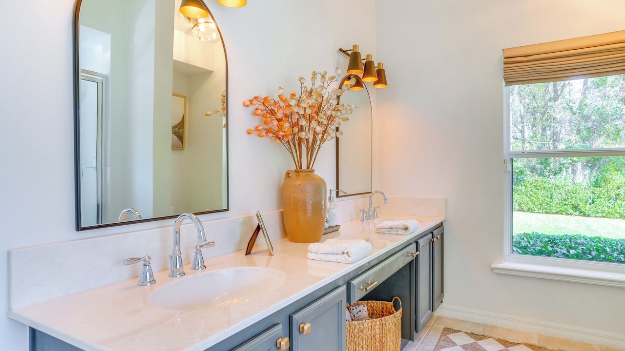 Photo of Bathroom in Mount Plymouth