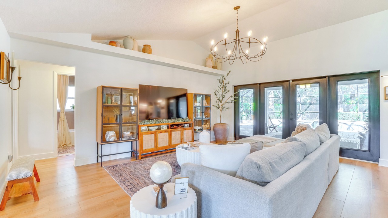 Photo of Livingroom in Mount Plymouth