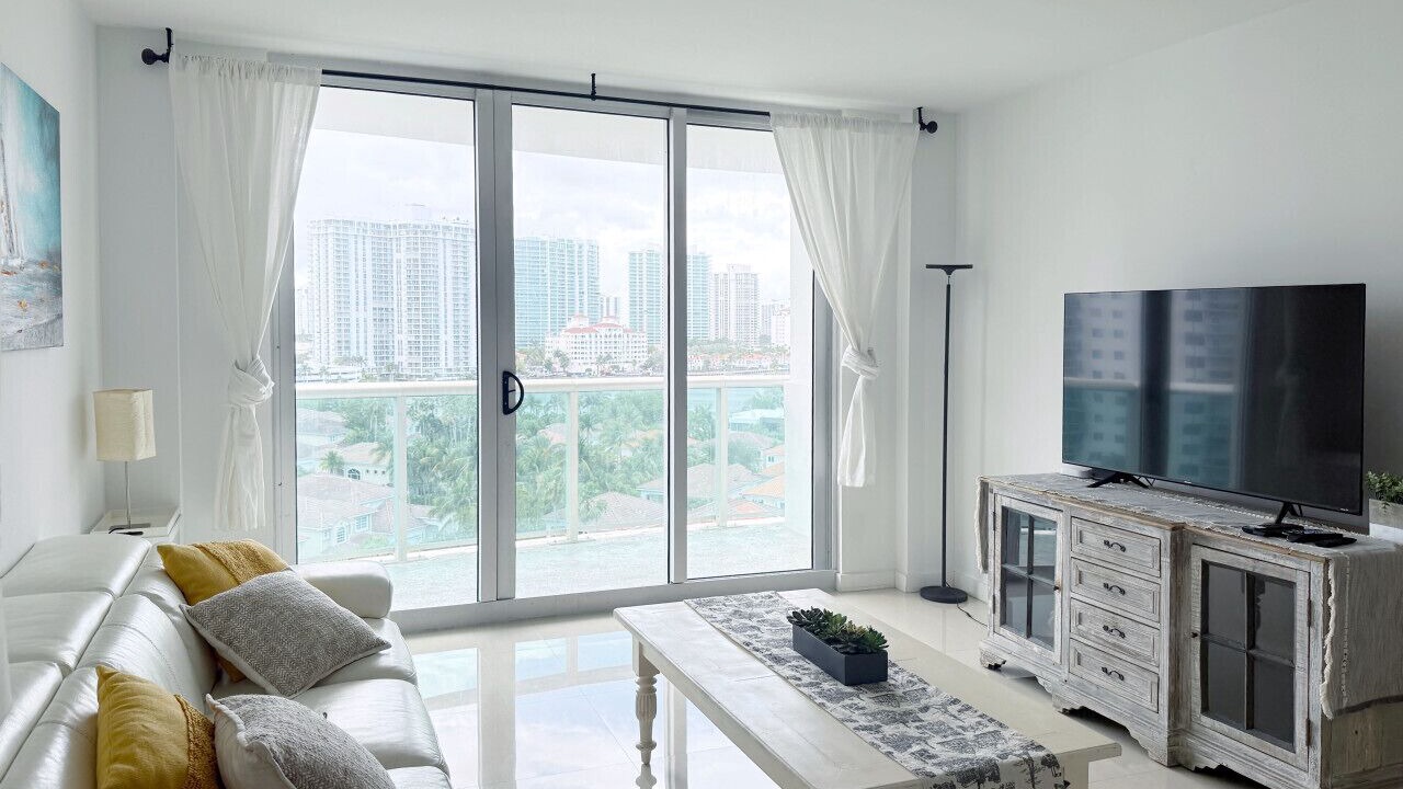 Photo of Livingroom in Sunny Isles Beach