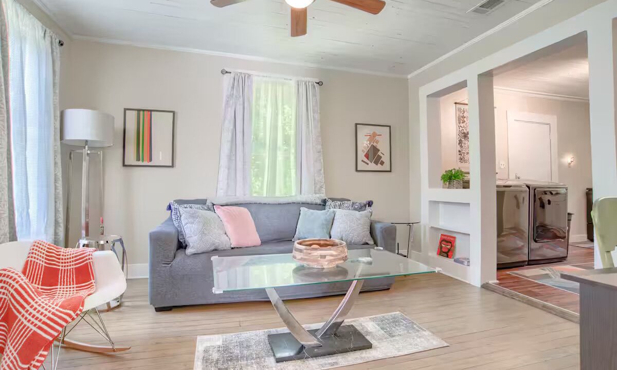 Photo of Livingroom in Mobile
