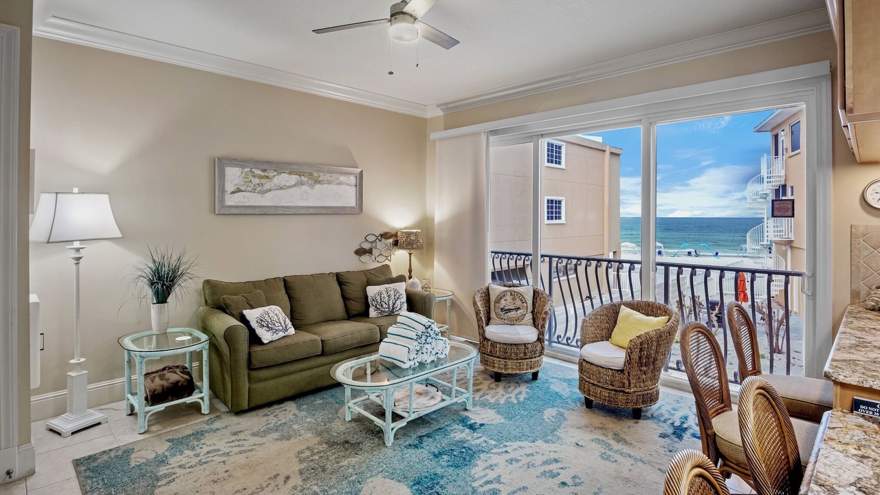 Photo of Livingroom in Bradenton Beach