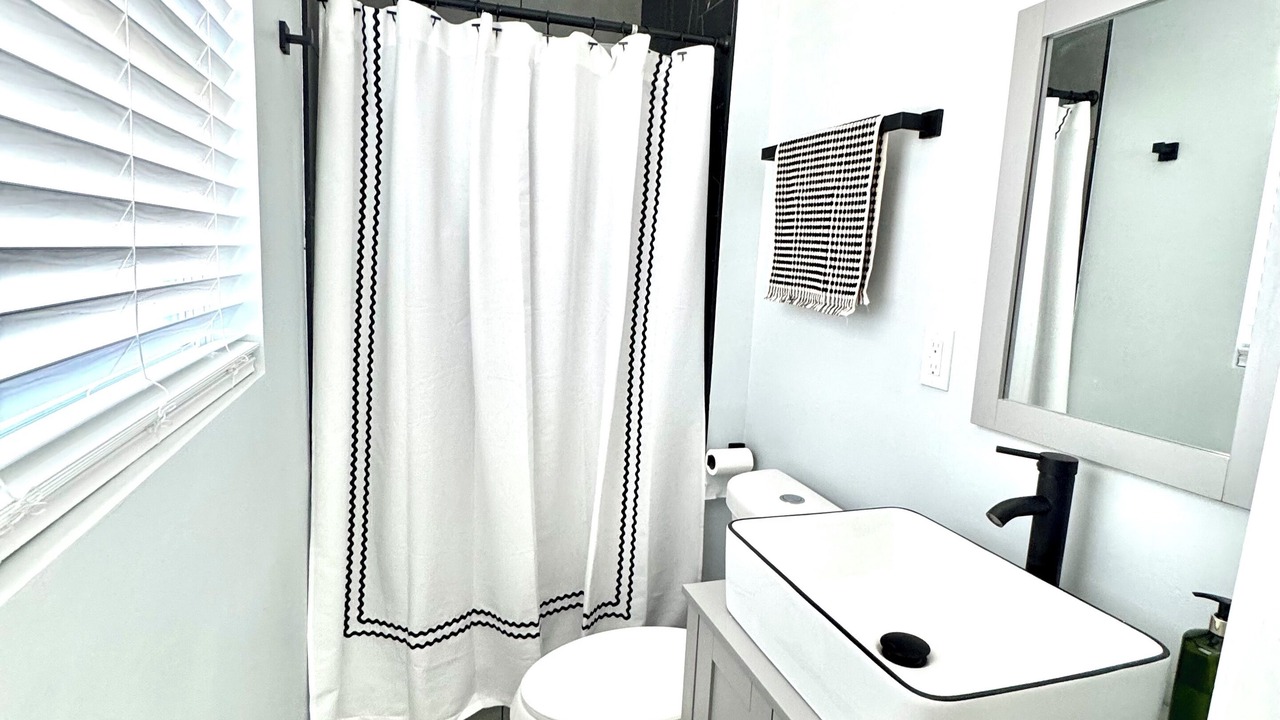 Photo of Bathroom in Sandalwood