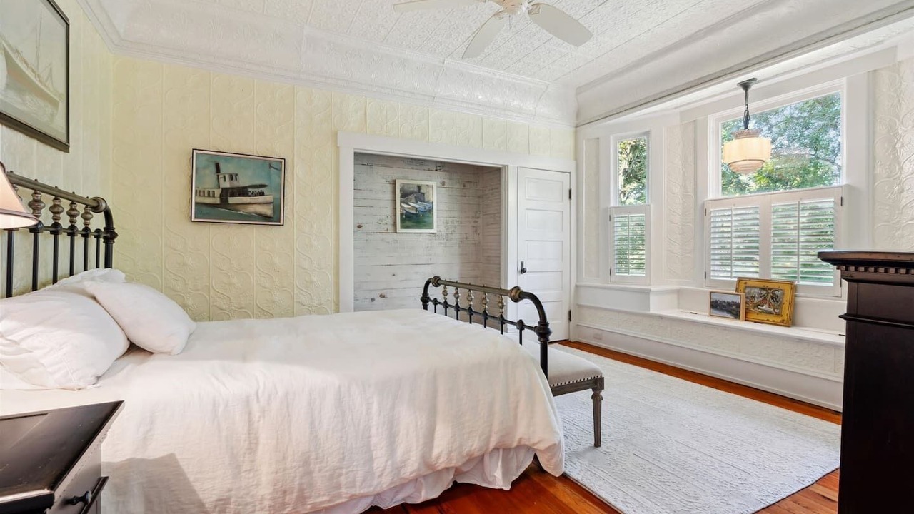 Photo of Bedroom in Montrose