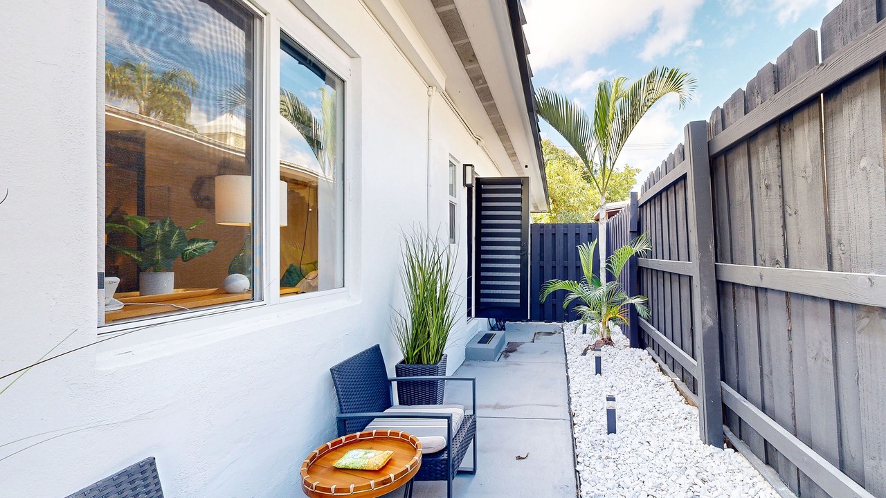 Photo of Patio Balcony in Poinsettia Heights