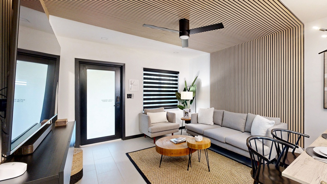 Photo of Livingroom in Poinsettia Heights