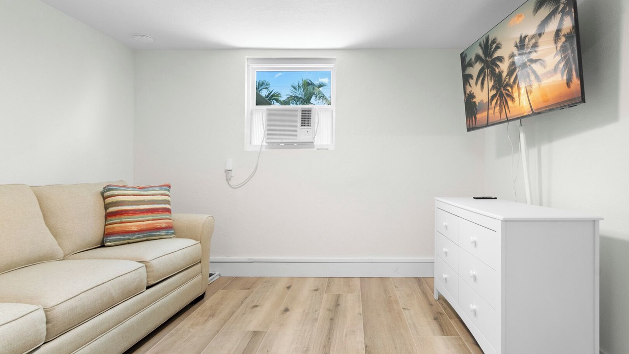Photo of Livingroom in Seacoast Shores