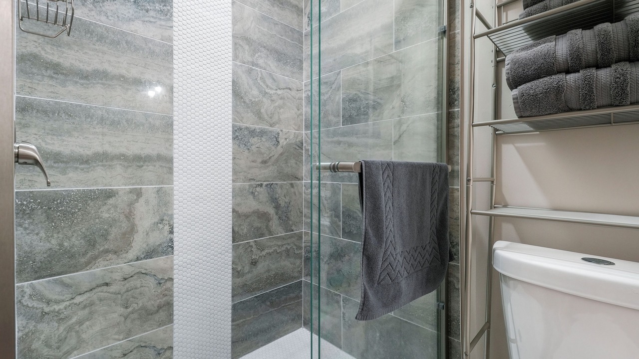 Photo of Bathroom in Gunter Afs