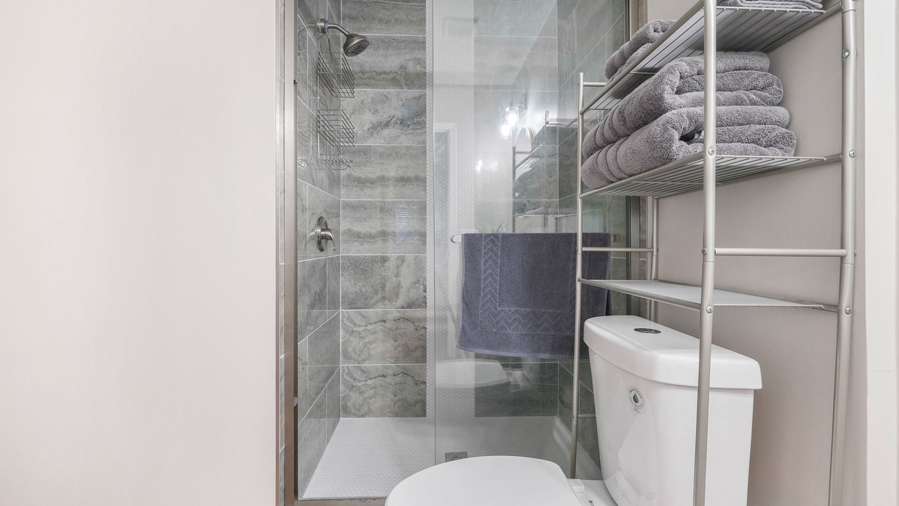 Photo of Bathroom in Gunter Afs