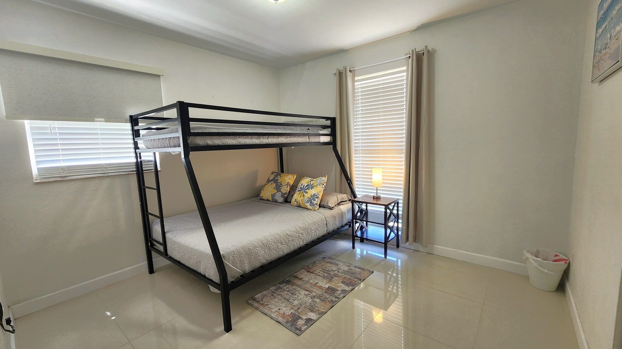Photo of Bedroom in Golden Gate