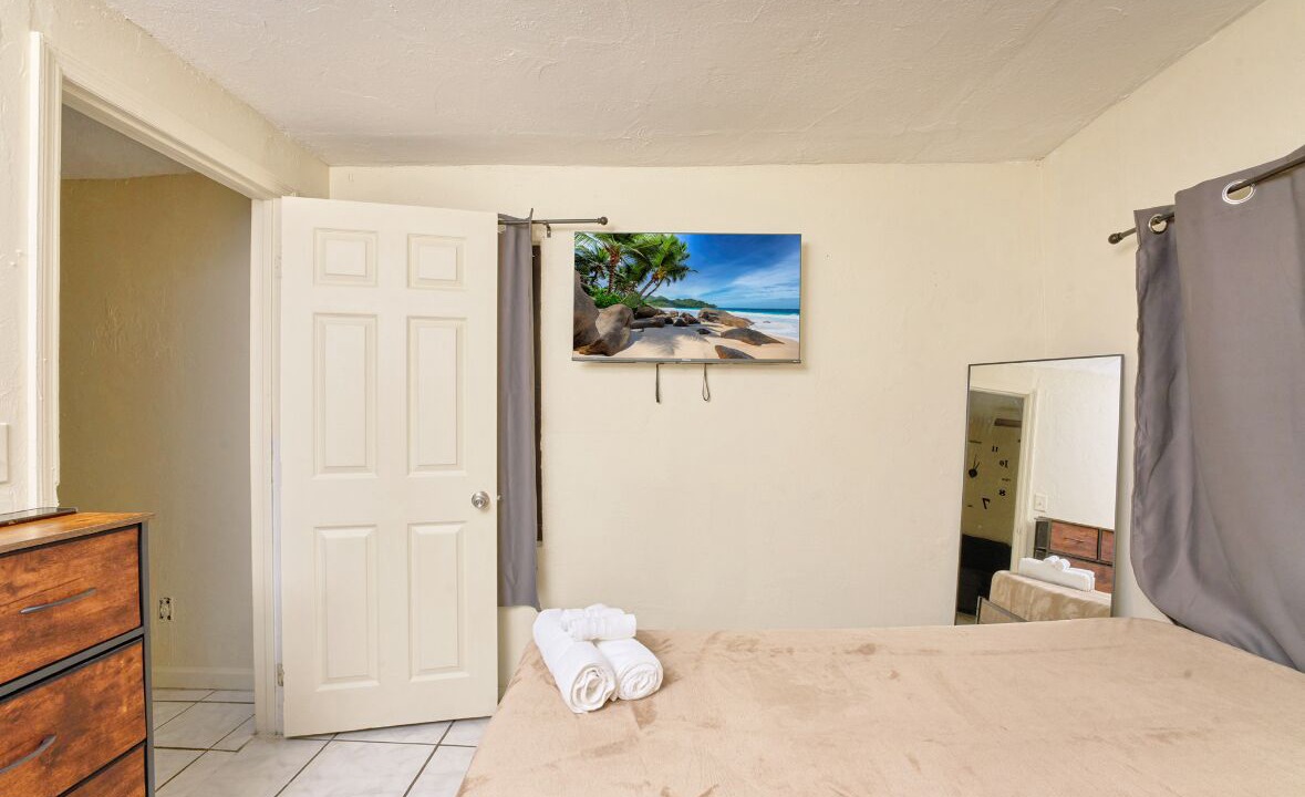 Photo of Bedroom in Riviera Beach