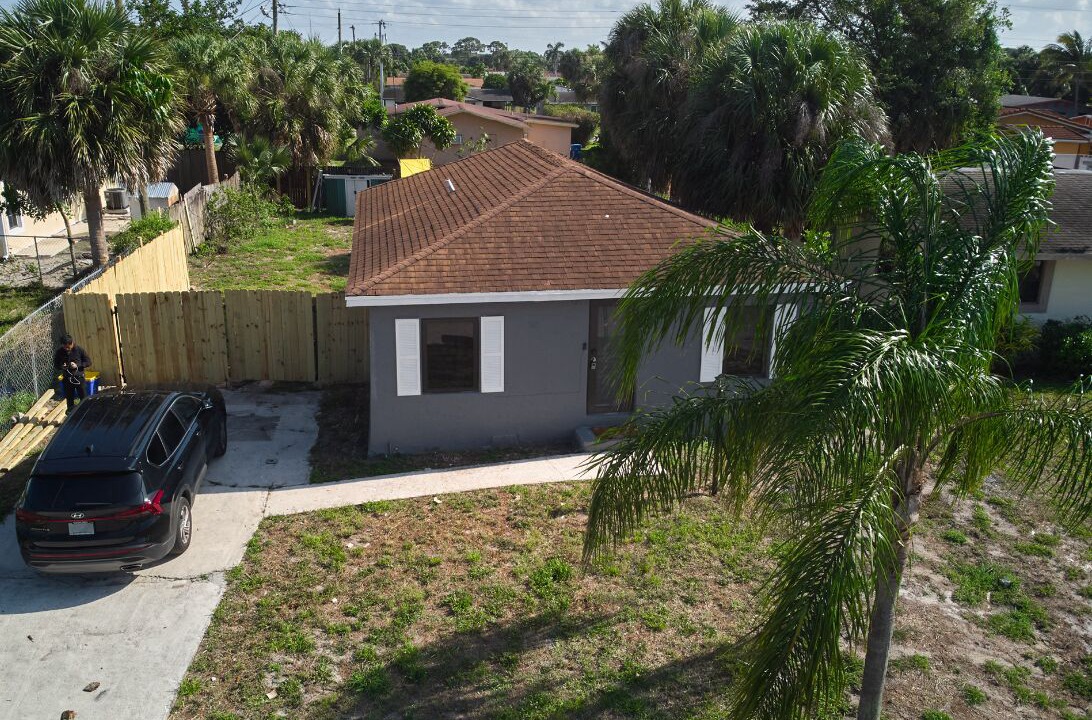 Photo of Outdoor in Riviera Beach