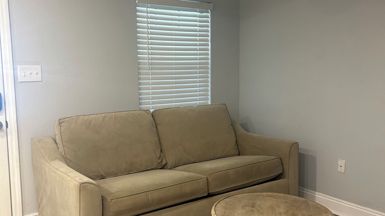 Photo of Livingroom in Eastpoint