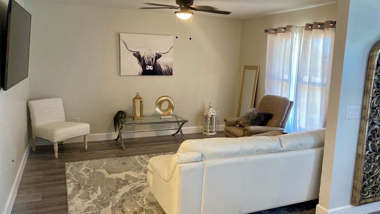 Photo of Livingroom in Westminister