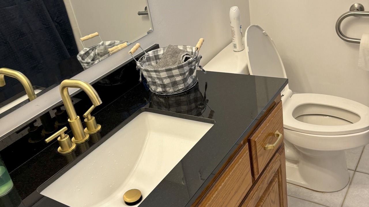 Photo of Bathroom in Gulf Breeze