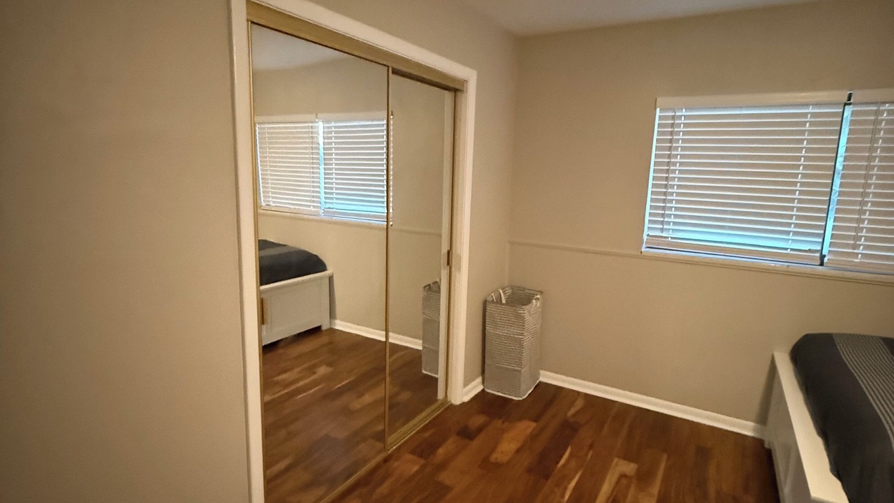 Photo of Bedroom in Cypress Gardens