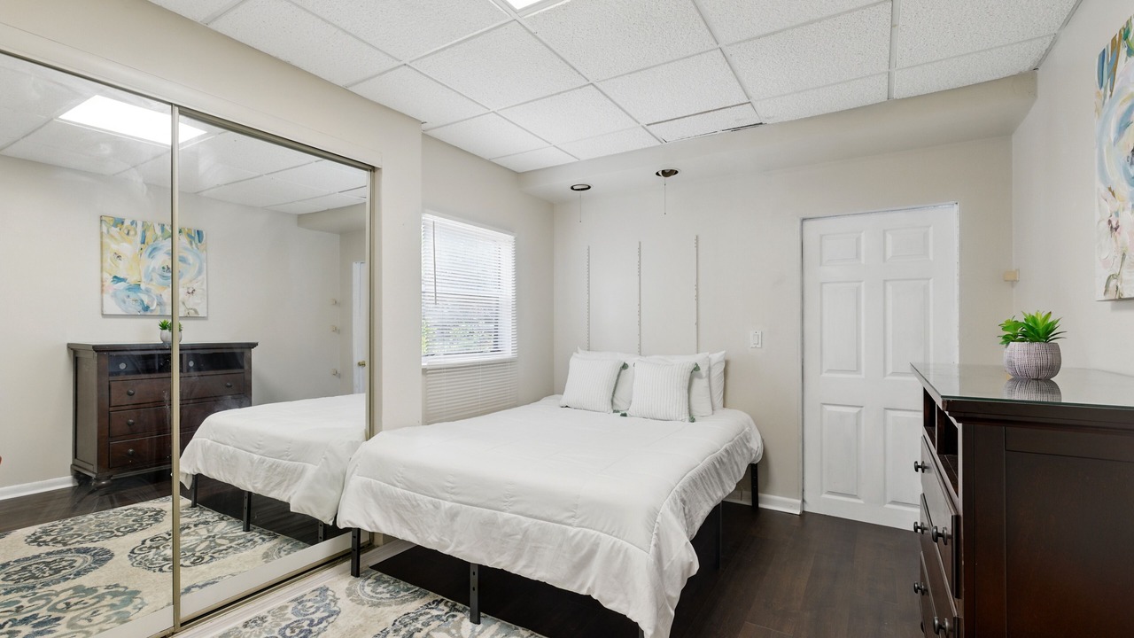 Photo of Bedroom in Hunt Club