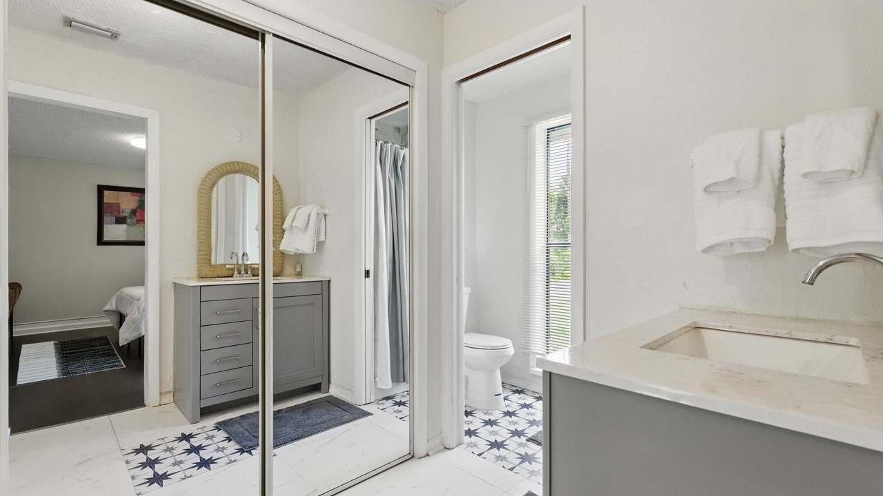 Photo of Bathroom in Hunt Club