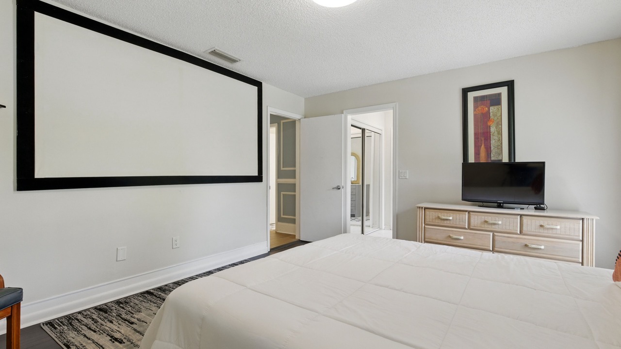 Photo of Bedroom in Hunt Club