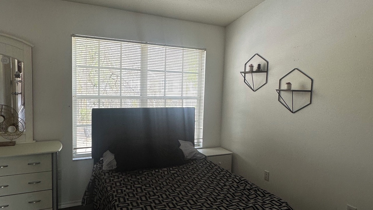 Photo of Bedroom in Meadow Pointe