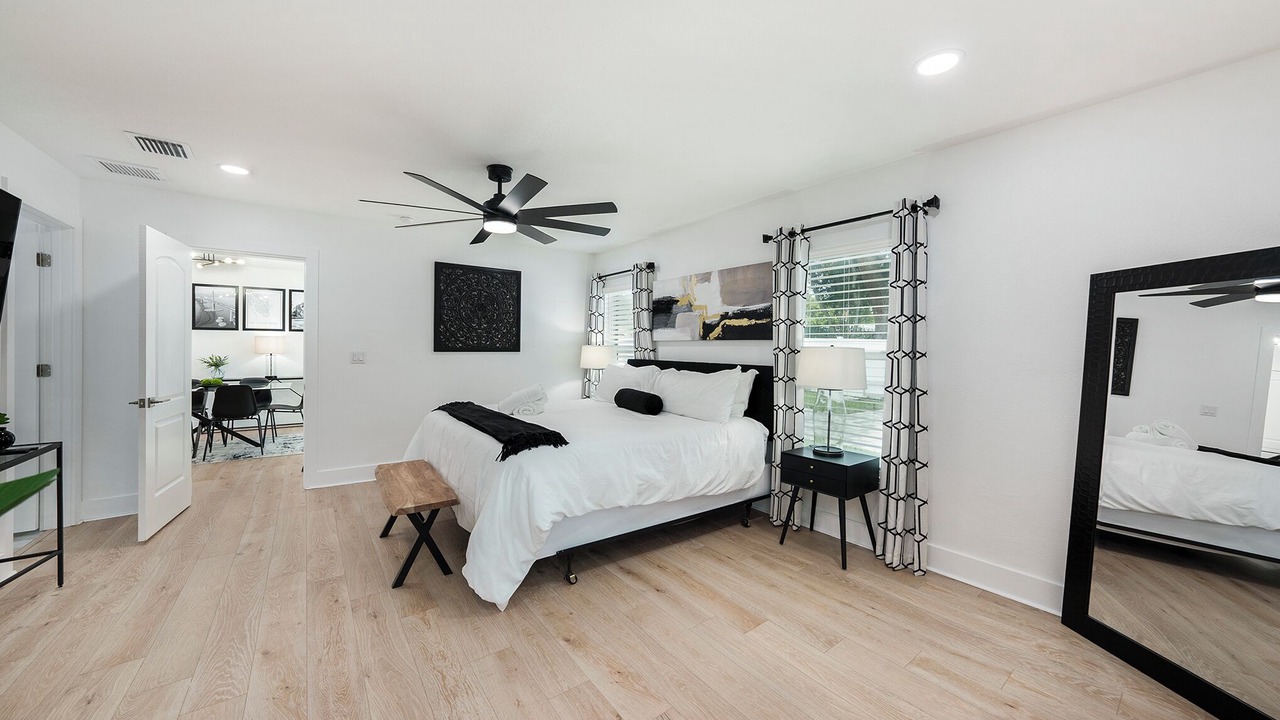 Photo of Bedroom in Greater Pinellas Point