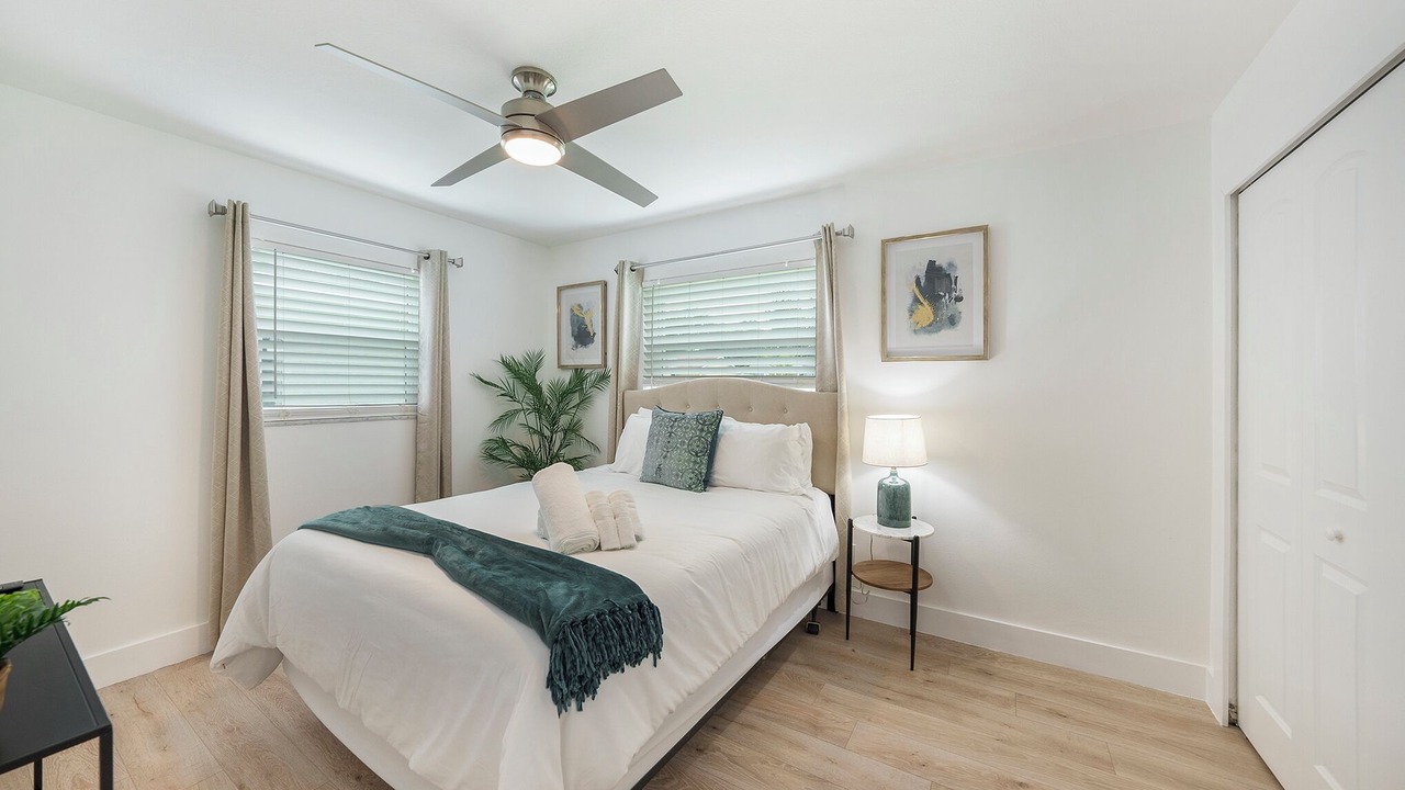 Photo of Bedroom in Greater Pinellas Point