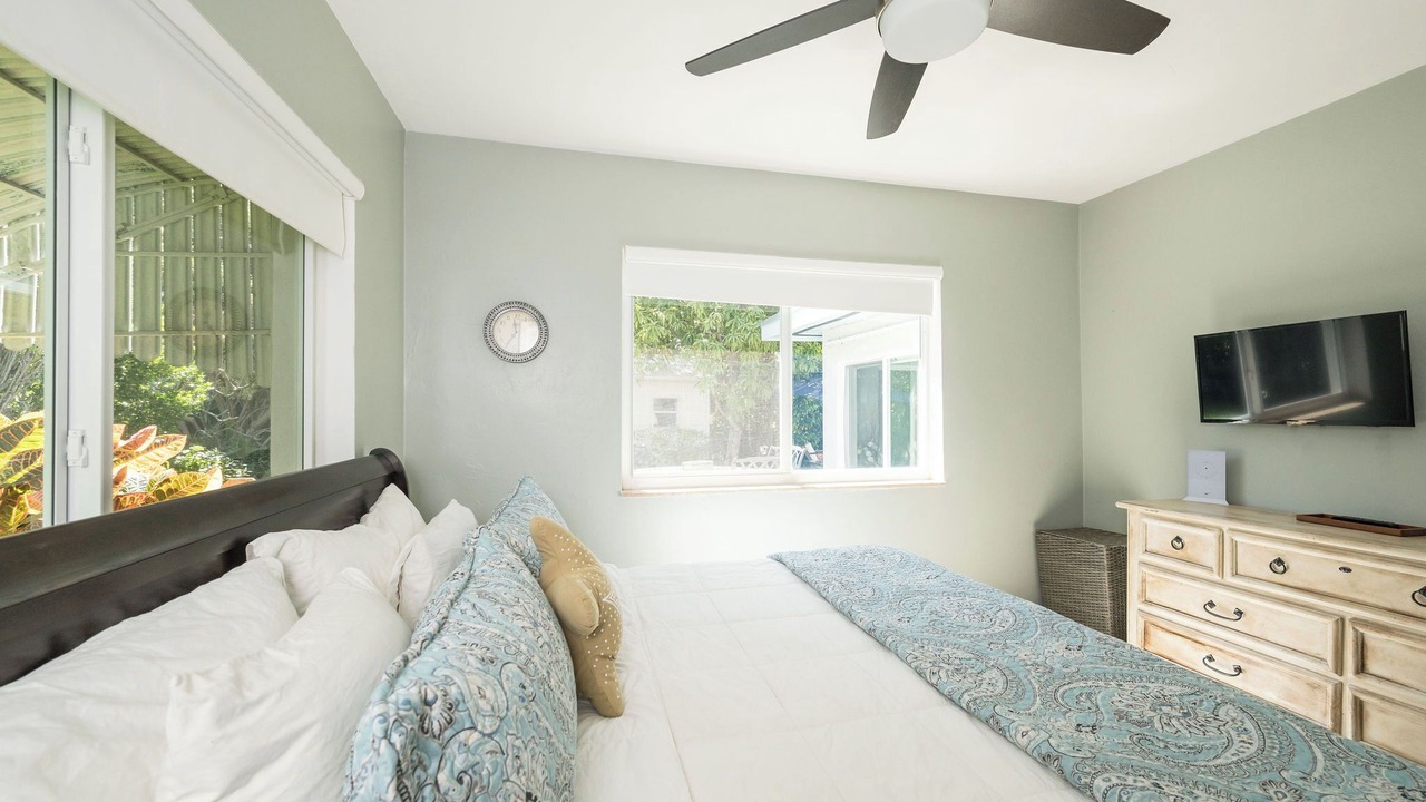 Photo of Bedroom in Midtown